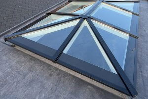 Geïsoleerde lichtstraten met HR++ of HR+++ beglazing