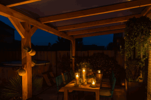 veranda gezellig maken met kaarslicht